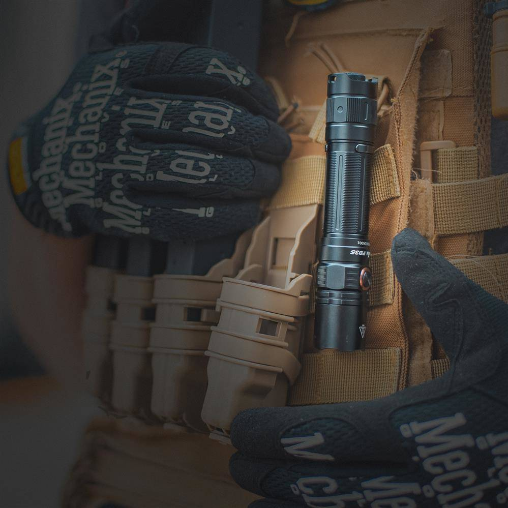 Fenix - Taktikaline LED-taskulamp laetav-1700 luumenit-2600 mAh-PD35 V3.0 21 Fenix - Taktikaline LED-taskulamp laetav-1700 luumenit-2600 mAh-PD35 V3.0 - Image 21